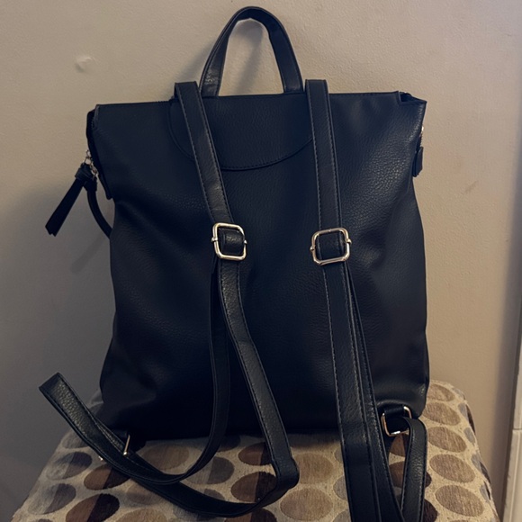 LOW START!!!! NWOT Black Leather Backpack with Front Zipper - Picture 2 of 5